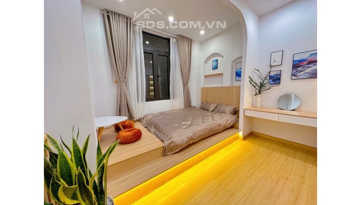 Bán nhà ngõ 175 Phố Lạc Long Quân – 5m ra Ô tô – 300m ra Hồ Tây – 0976357760